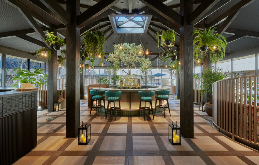 ラウンジバー(提供写真:ふふ 軽井沢 陽光の風)